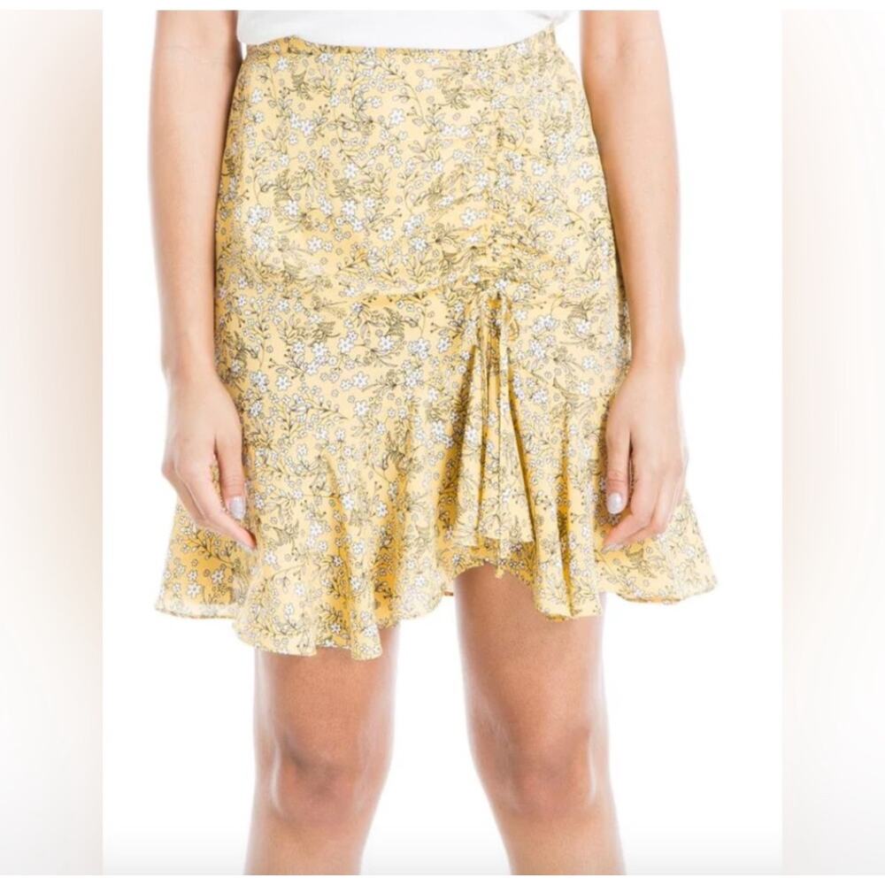 NWT Max Studio Mini Skirt MEDIUM Yellow Dainty Floral Ruffle Hem Ruched Chic
